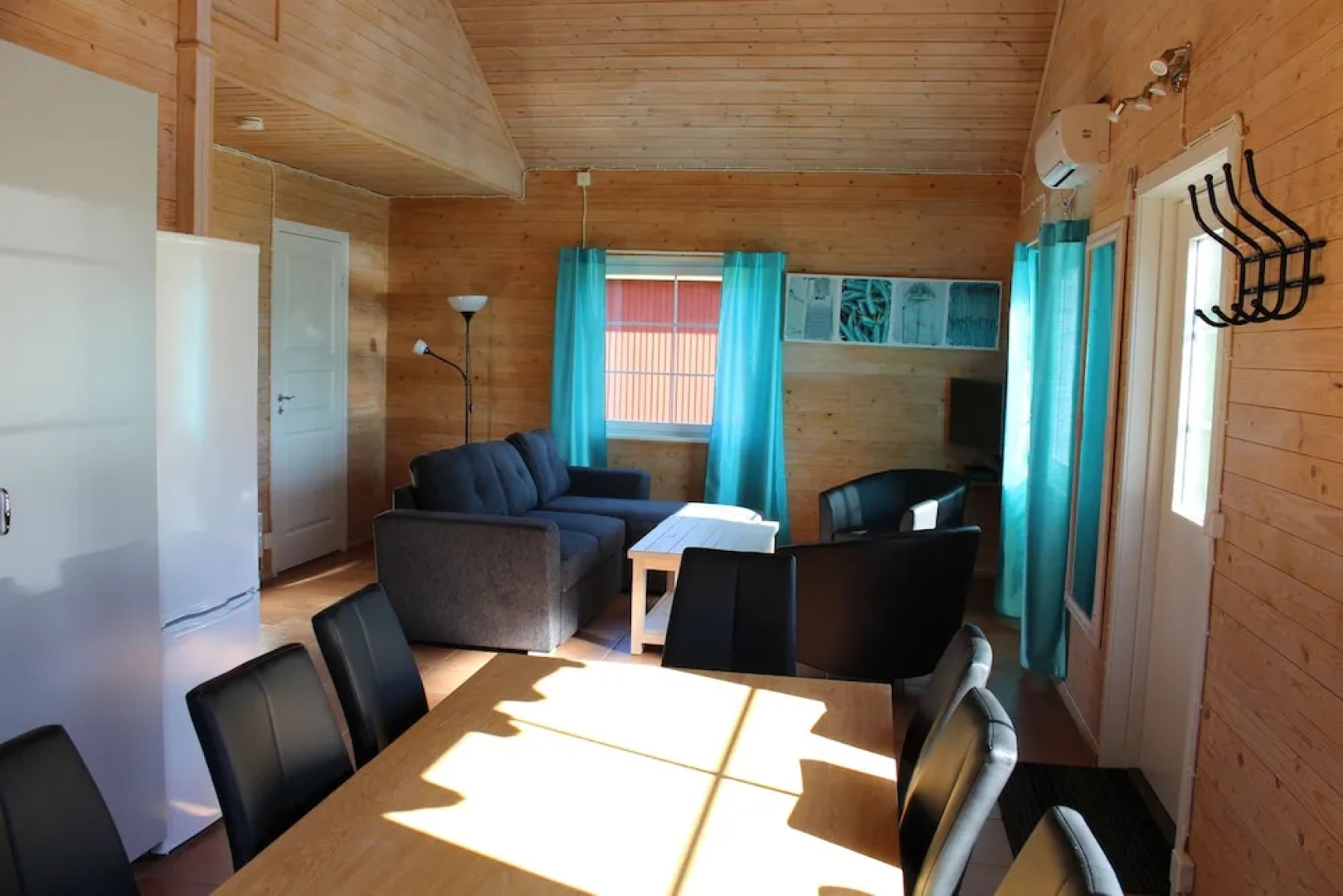 Semesterbyn Kåranäs