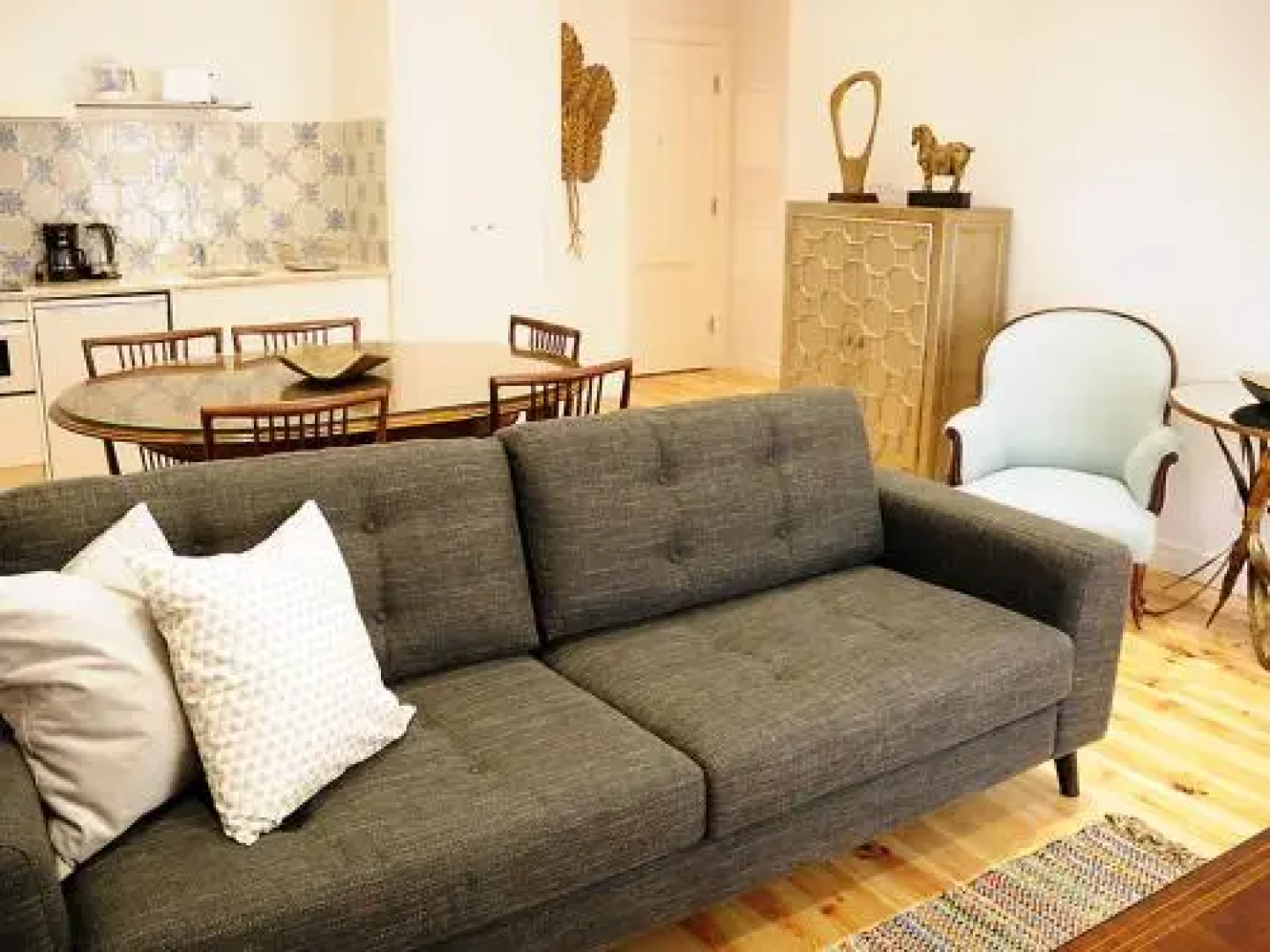 Sado Blue - City & River Flats by Be@home