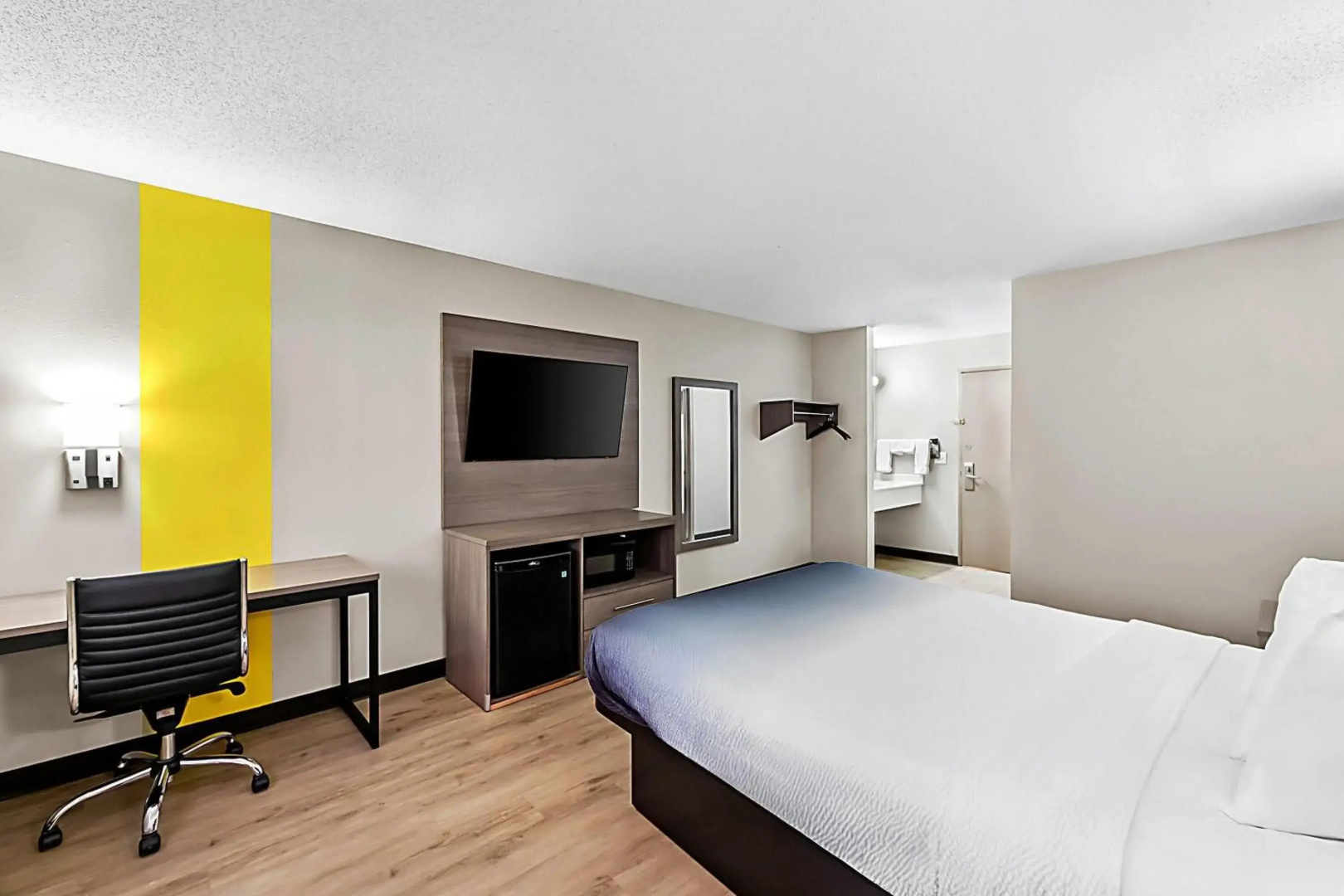 Super 8 by Wyndham Marston