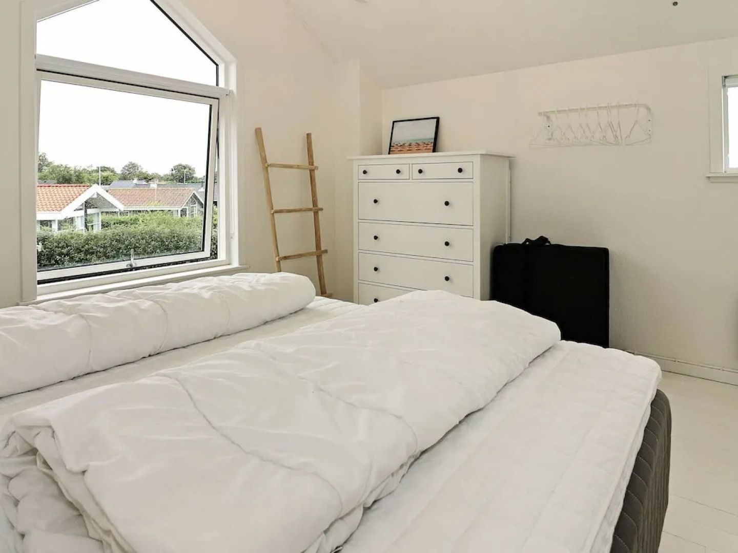 Spacious Apartment for 6 in Hadsund