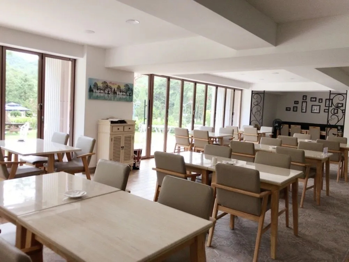 Lake Hills Songnisan Hotel