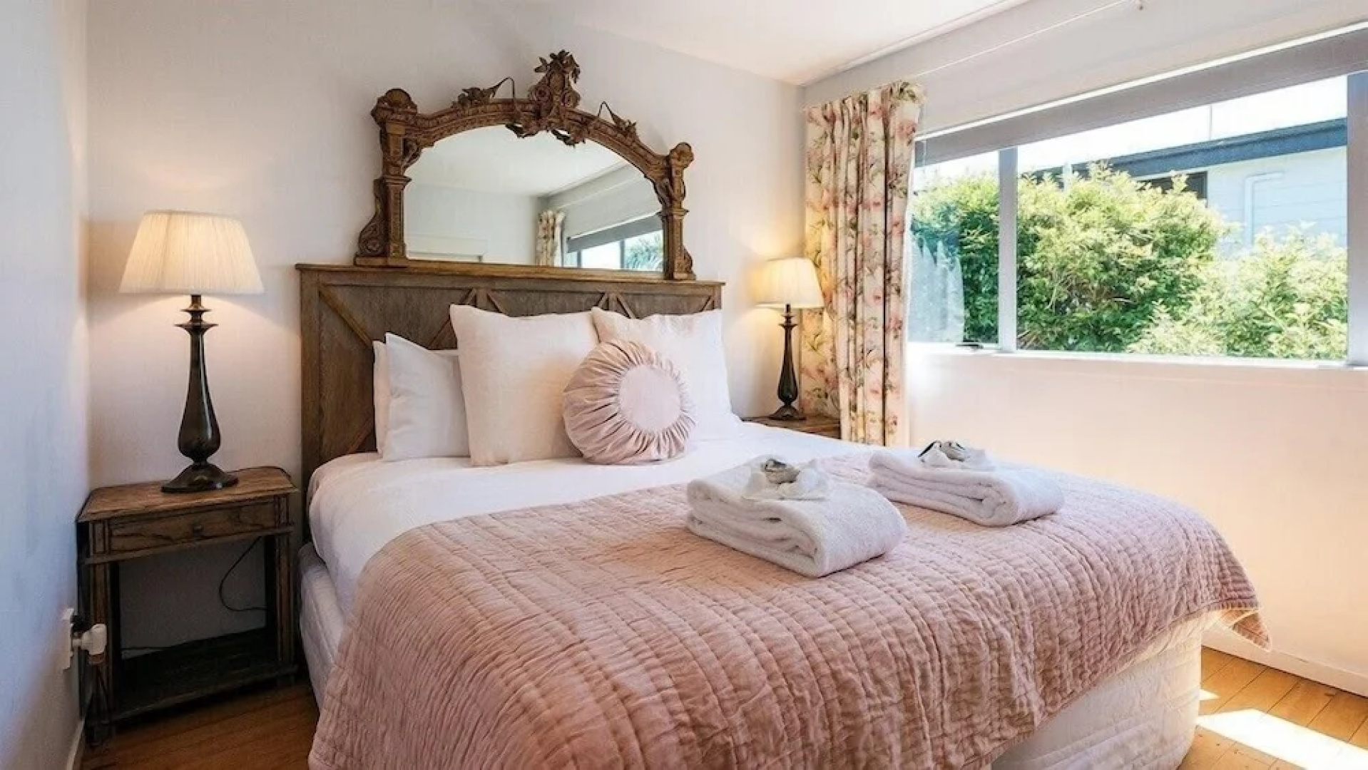 The Vintage Cottage