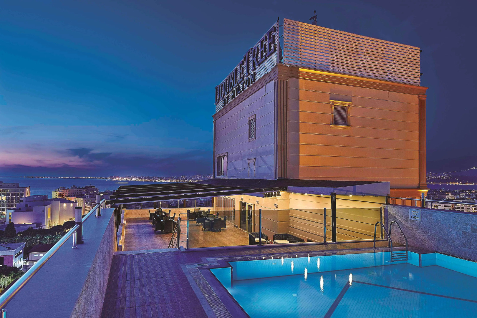 Doubletree By Hilton Hotel Izmir - Alsancak