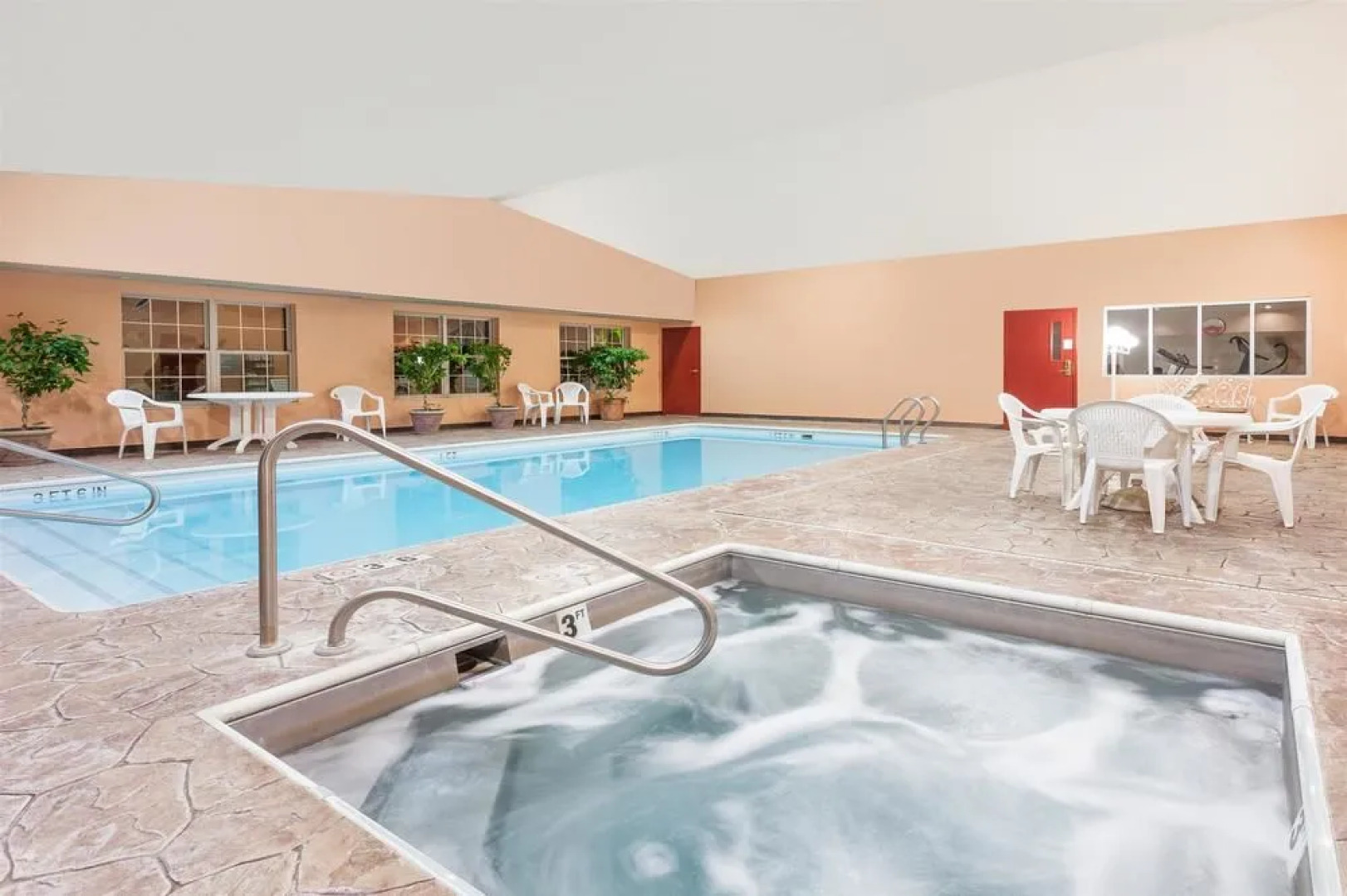 Ramada Sellersburg/Louisville North