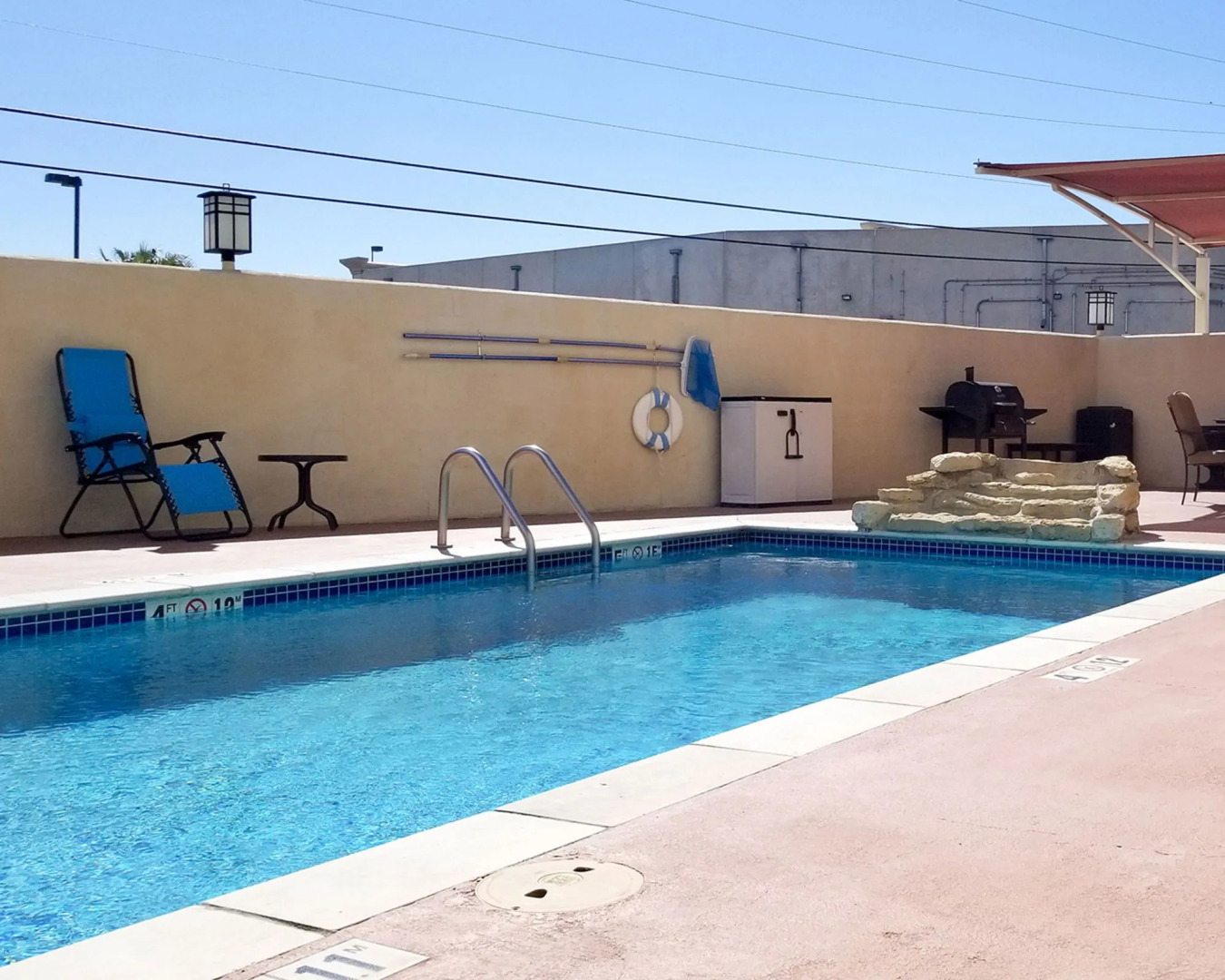 Comfort Inn & Suites Lakeside