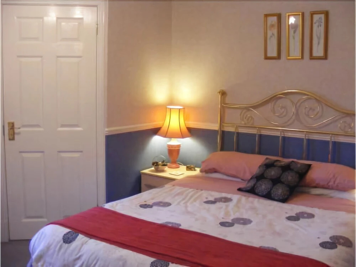 Ashley House Guest House