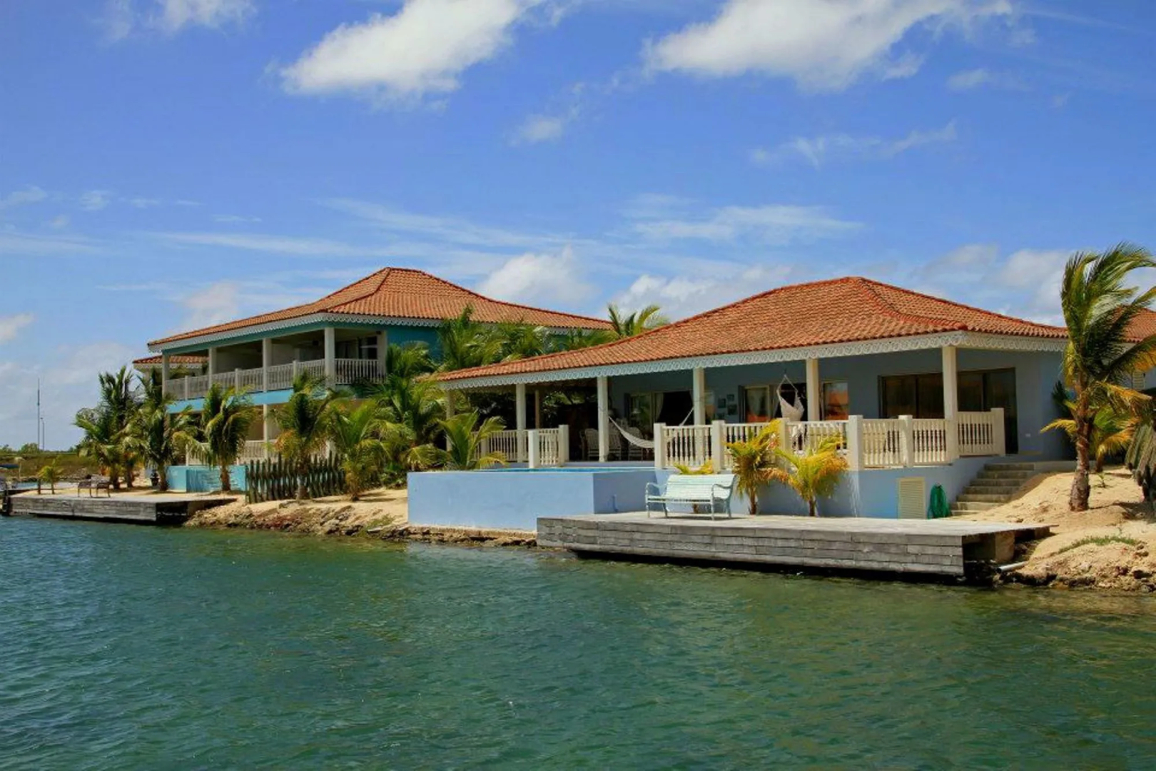 Ocean Breeze Boutique Hotel & Marina