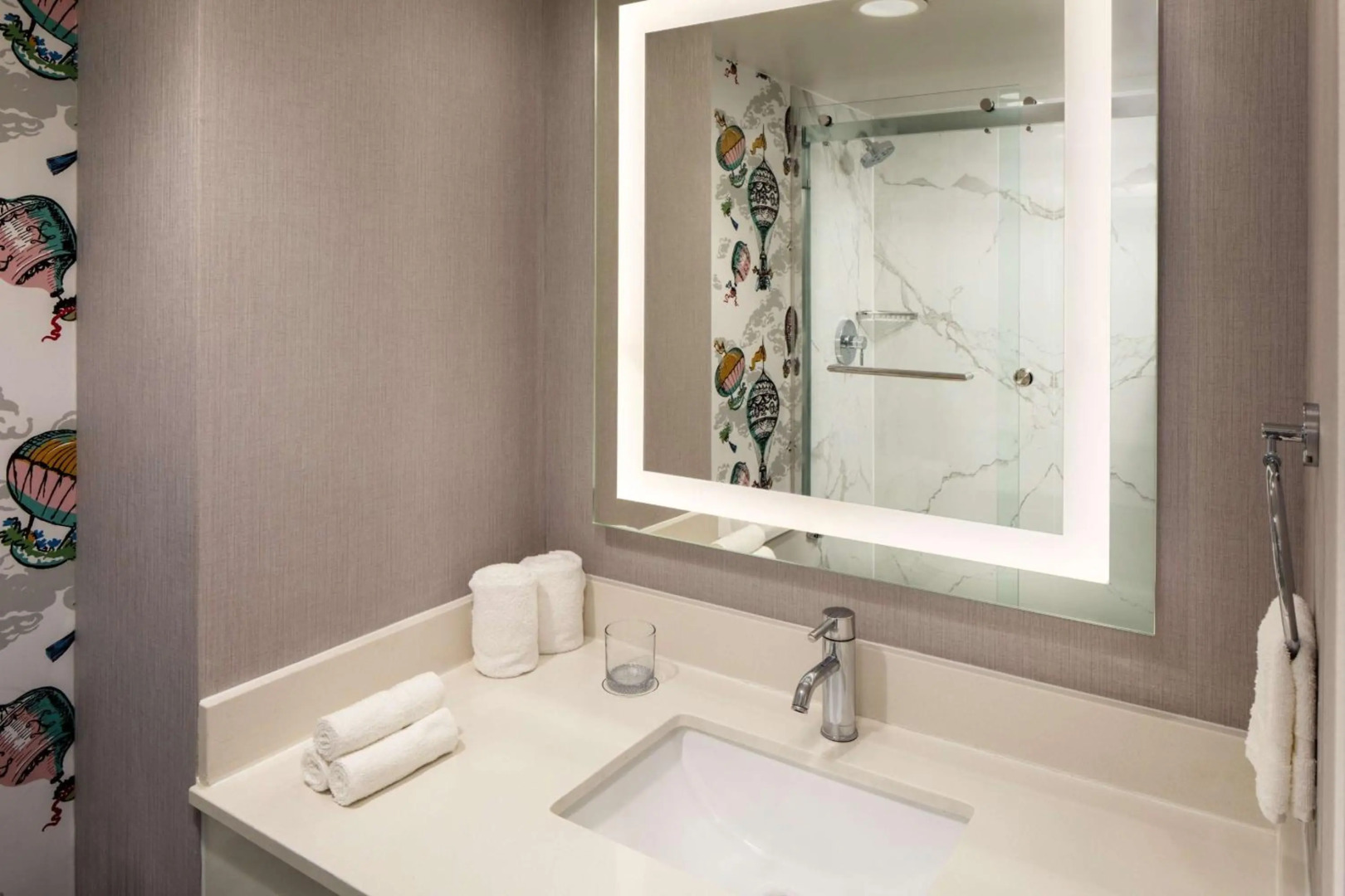 Whitney Peak Hotel Reno, Tapestry Collection by Hilton