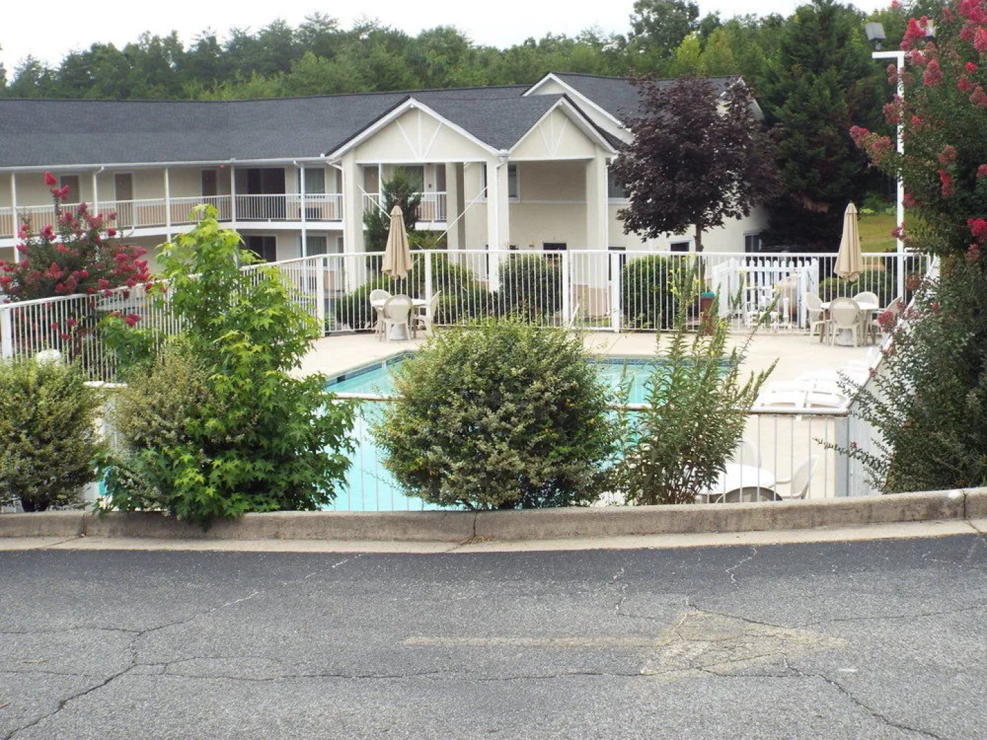 Days Inn Dahlonega