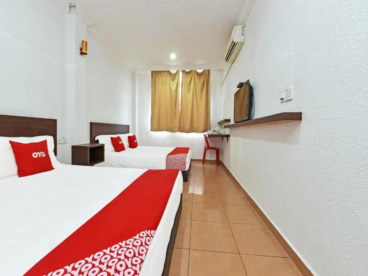 Oyo 90559 Ummul Motel C Mart