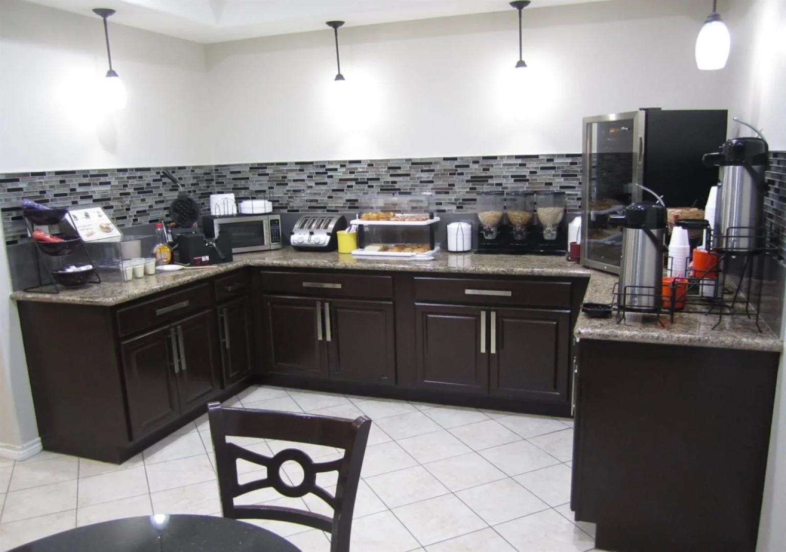 Executive Inn & Suites - Jewett