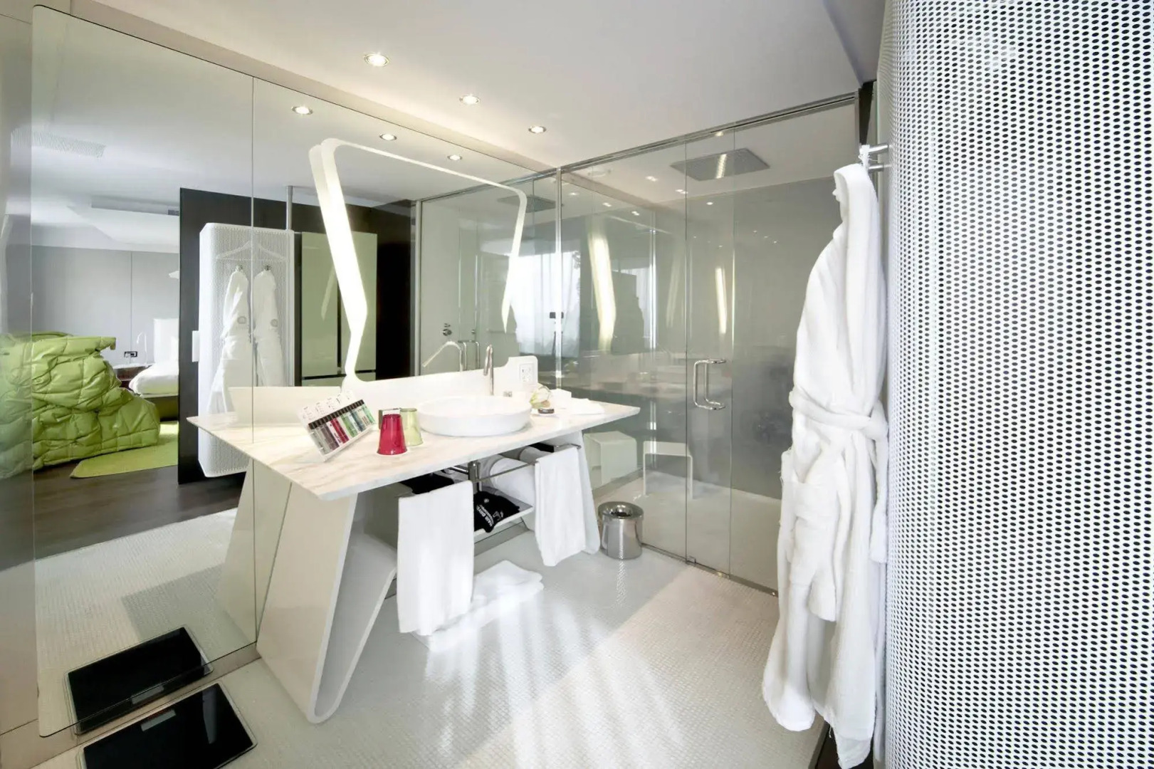 Palazzo Matteotti, The Dedica Anthology, Autograph Collection