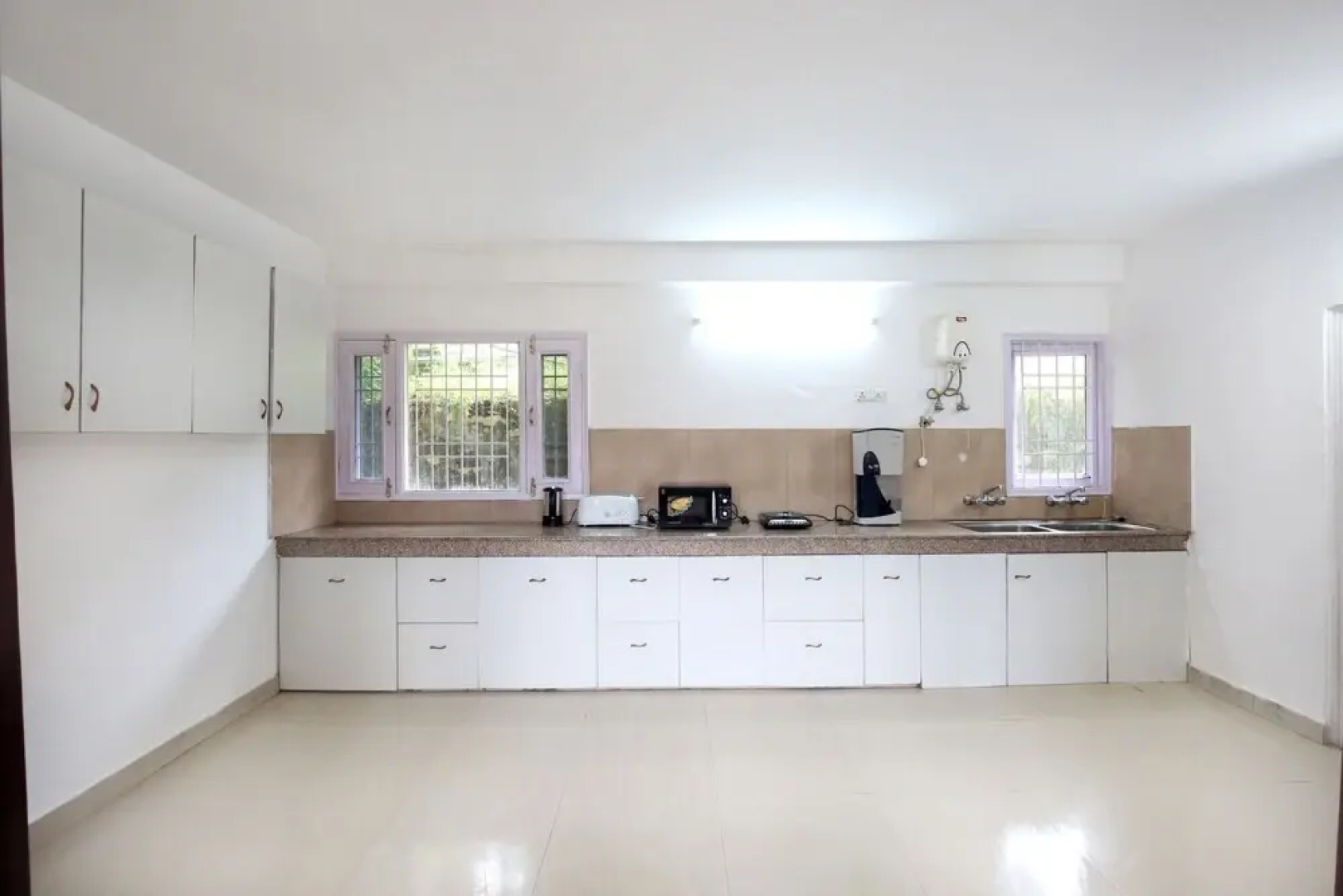 OYO 9347 Home Hill View Apple Orchid 2BHK Villa Fagu