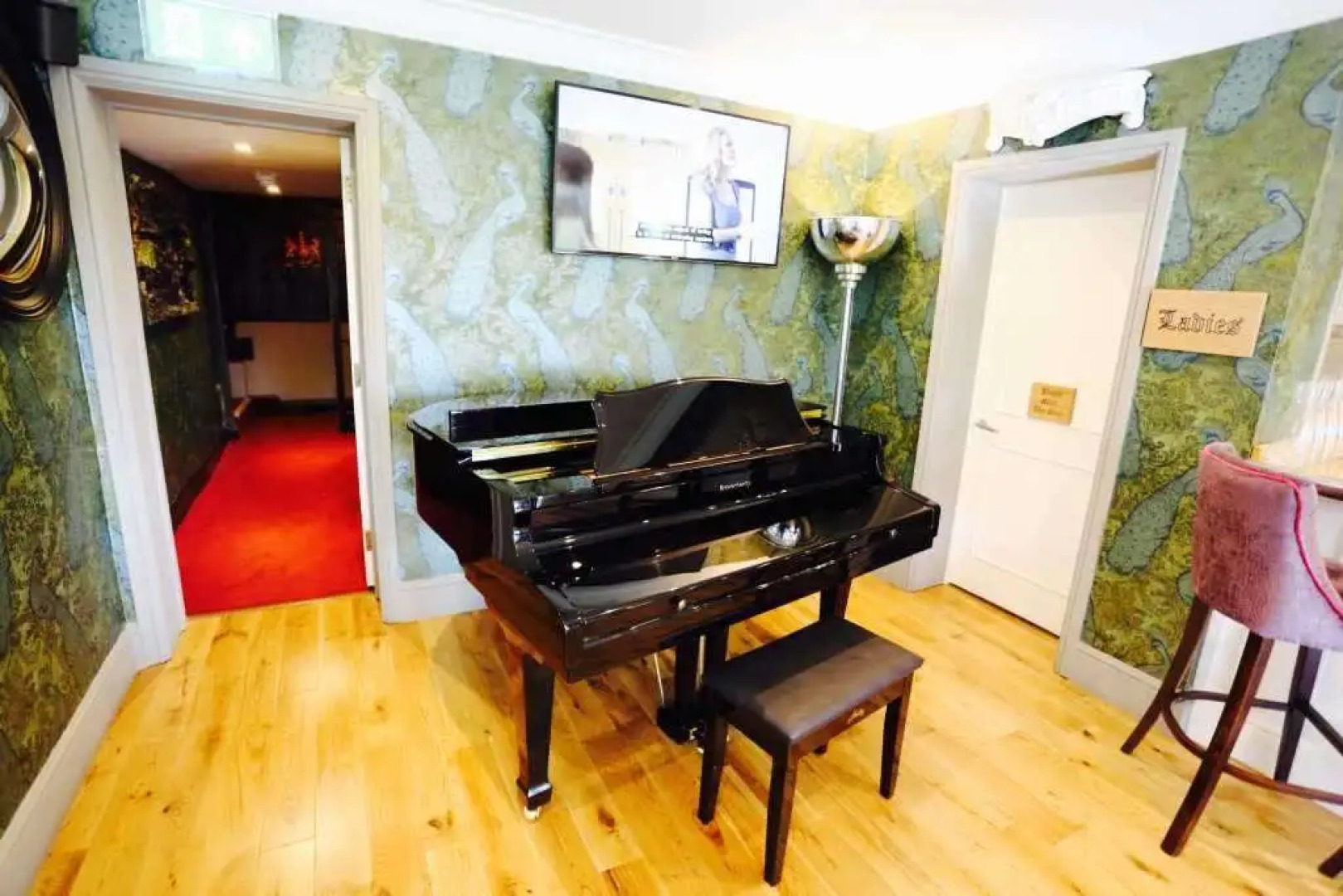 voco Lythe Hill Hotel & Spa by IHG