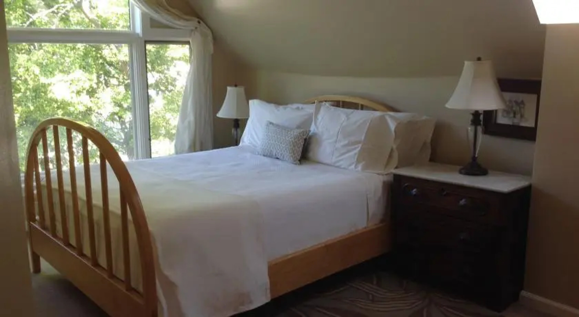 Downtown Victorian on Lake Mendota