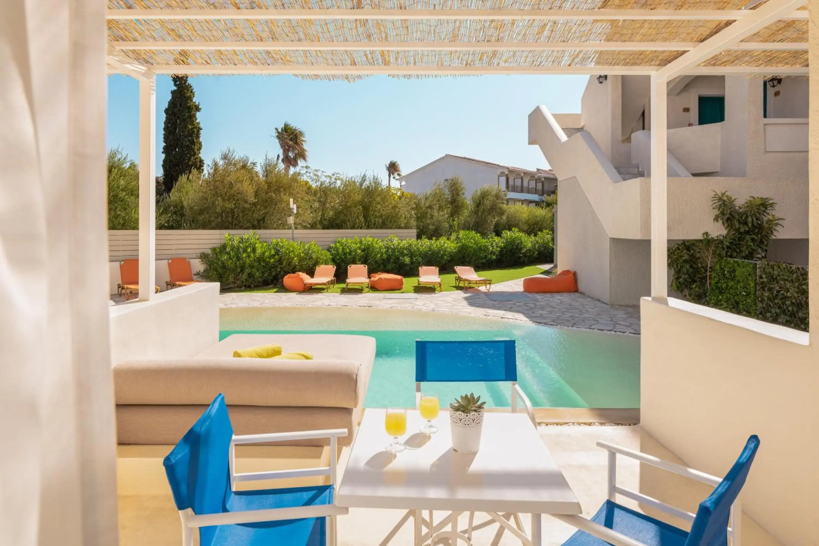 Hydrele Beach Hotel
