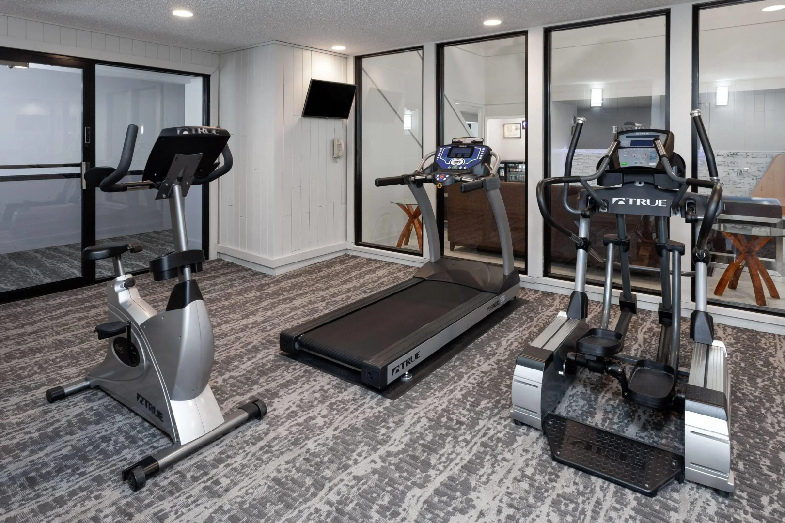 Baymont by Wyndham Oshkosh Airport