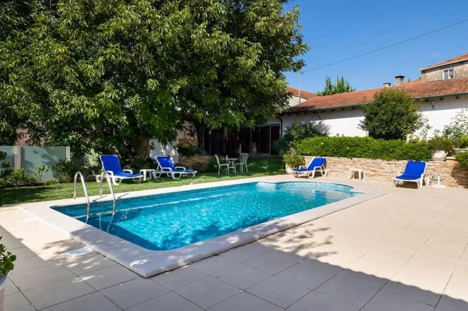 Villa With 5 Bedrooms in Agueda, With Wonderful Mountain View, Private