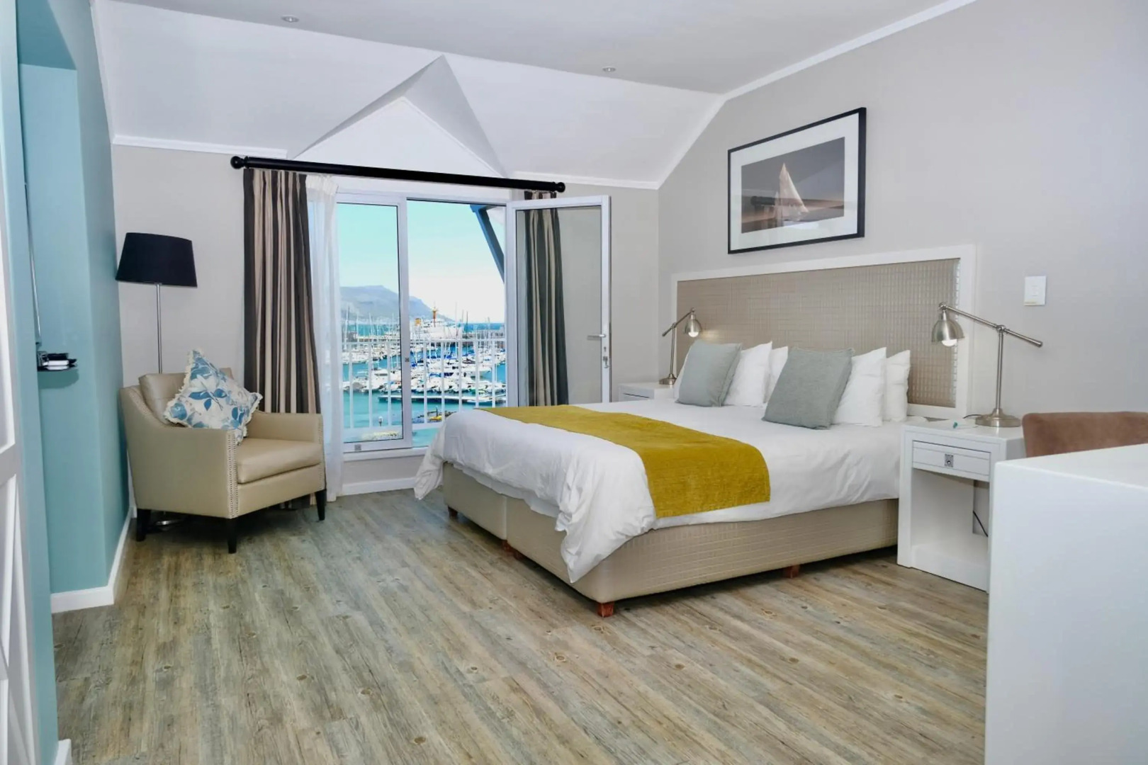 Simon's Town Quayside Hotel