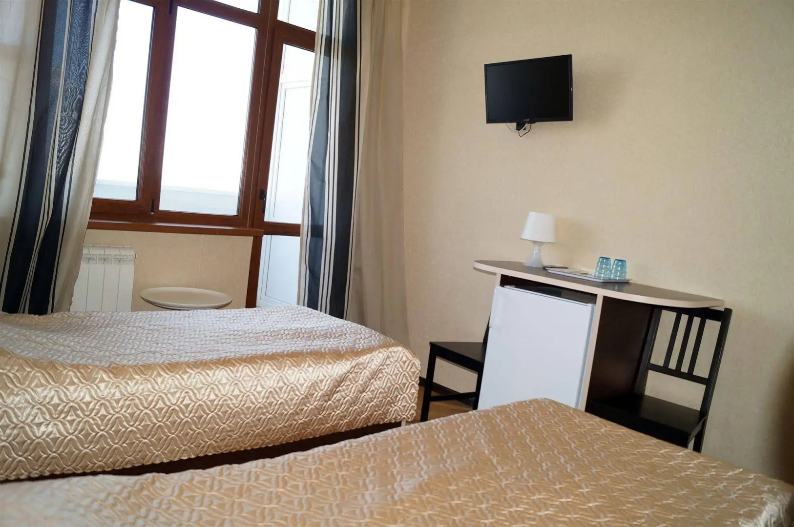 Отель Суббота