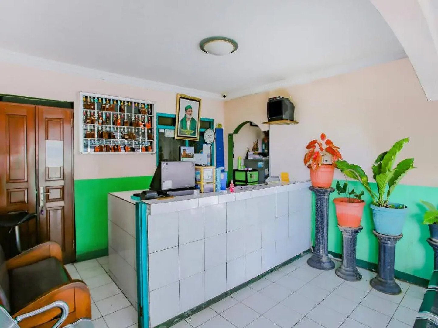 SPOT ON 90100 Hotel Kediri Bandungan