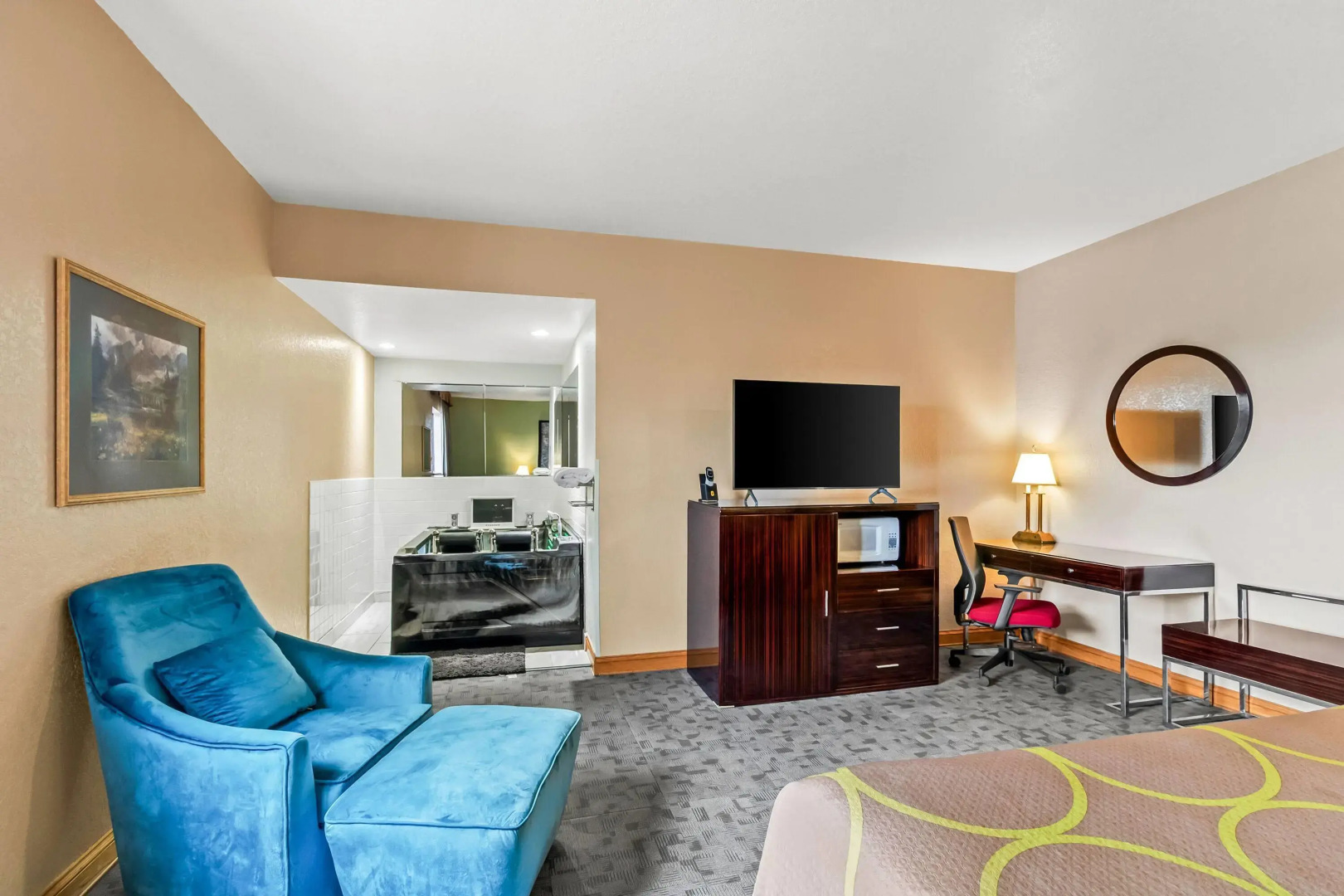 Super 8 by Wyndham Uniontown PA