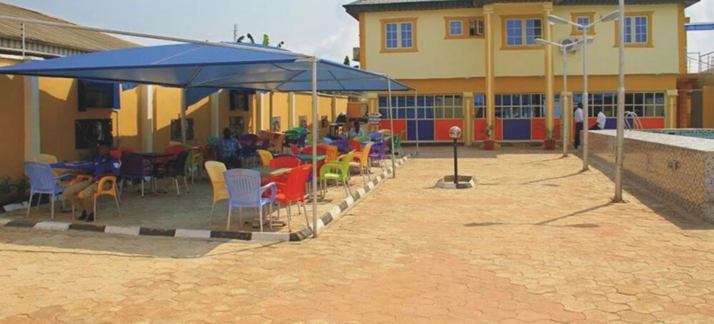 Brilliant Hotel and Suites