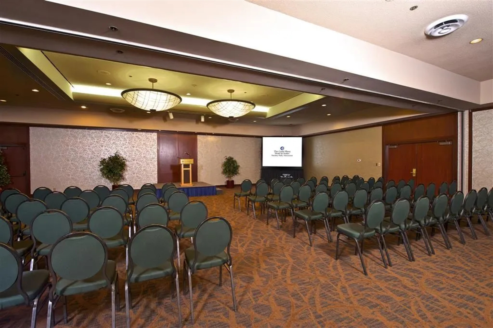 Coast Plaza Hotel and Suites