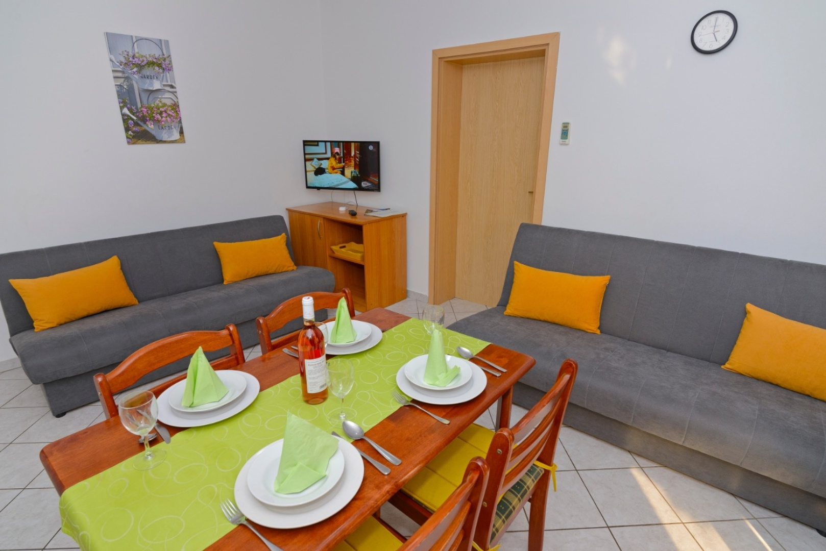 Apartment Zora - garden terrace and grill A5 Pirovac, Riviera Sibenik
