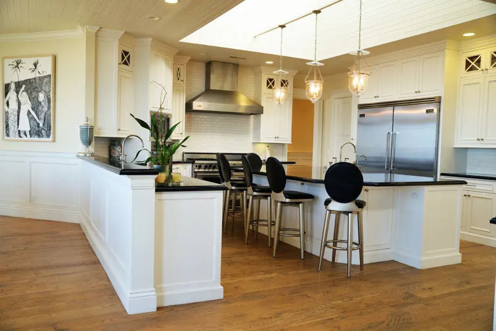 Luxurious French Style Oceanside Malibu House