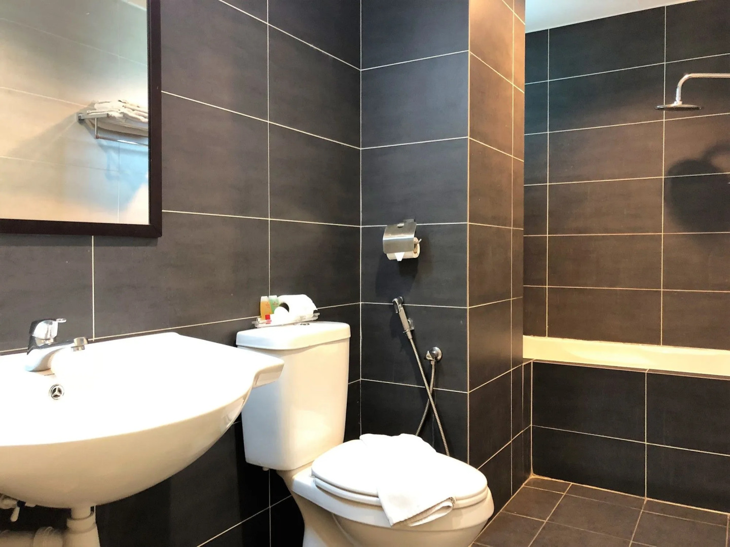 Kinta Riverfront Hotel & Suites