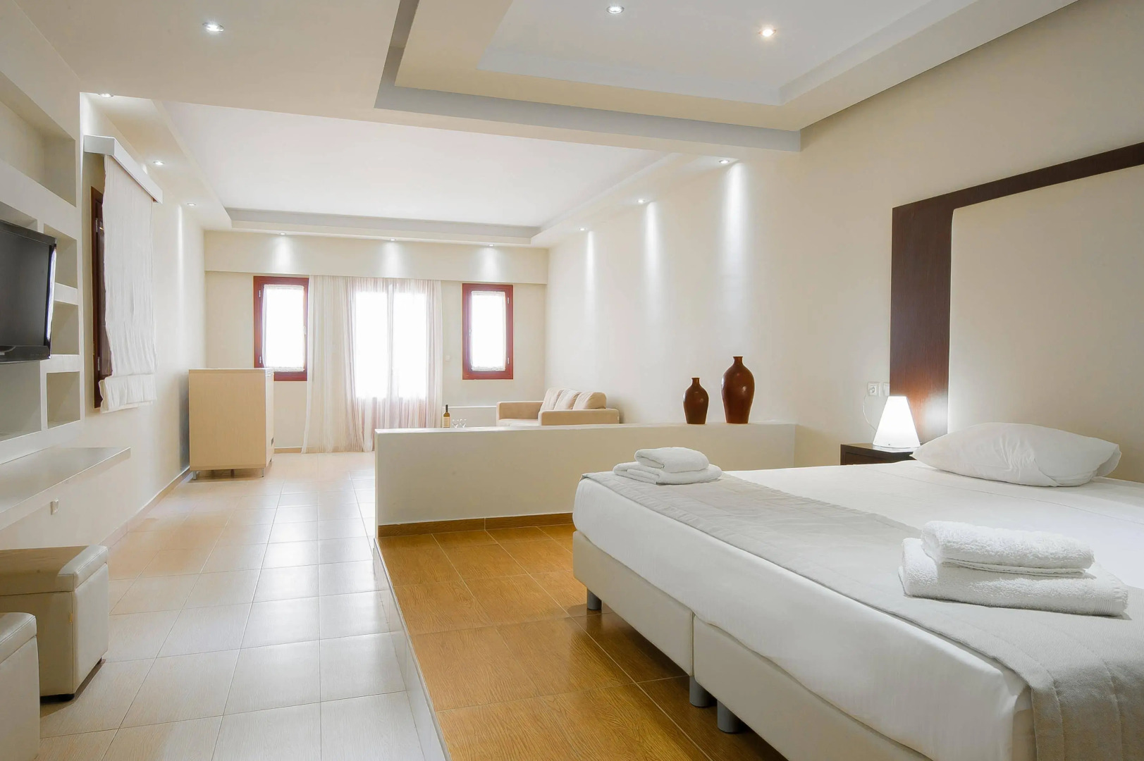 Splendour Hotel and Suites