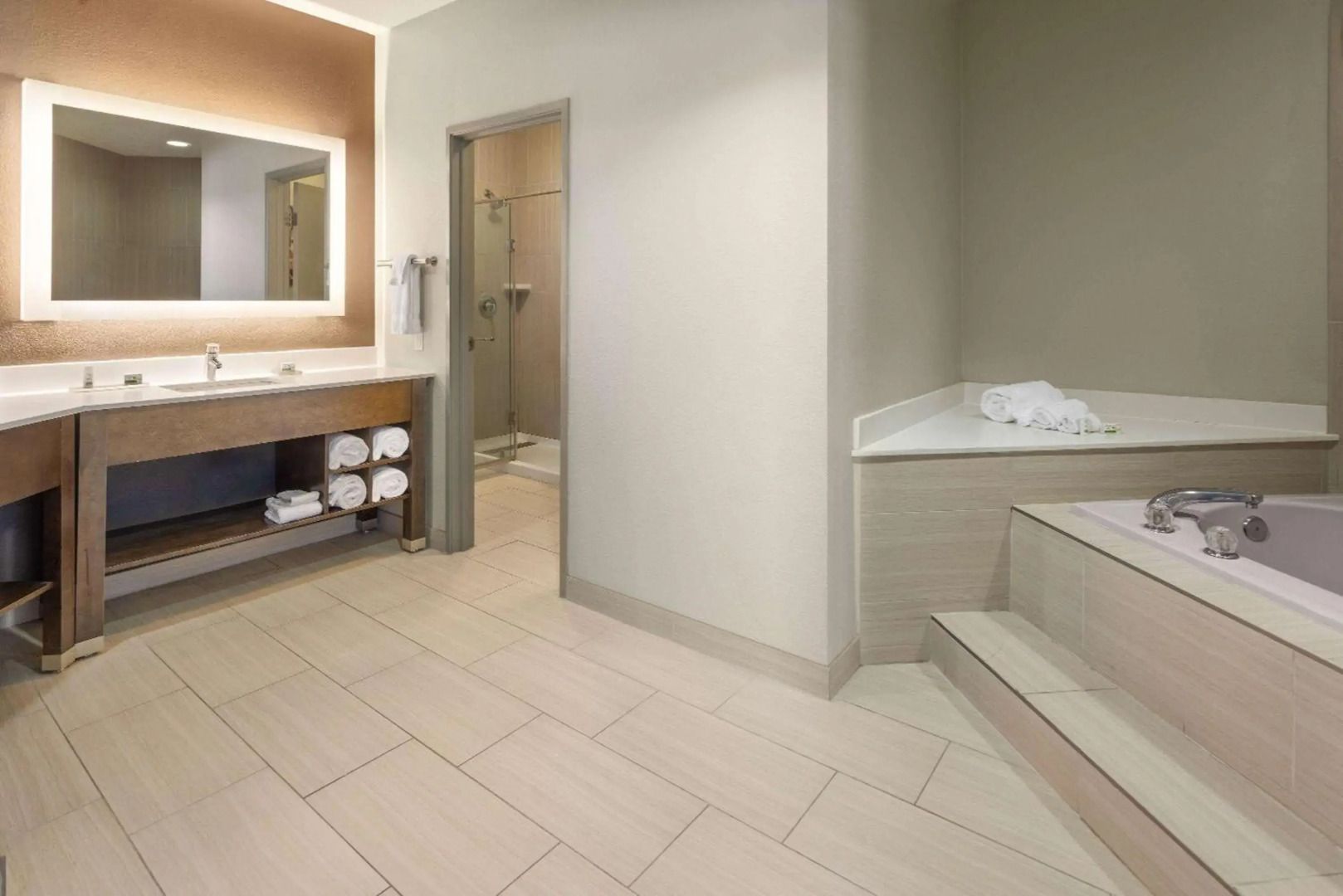 La Quinta Inn & Suites by Wyndham Kokomo