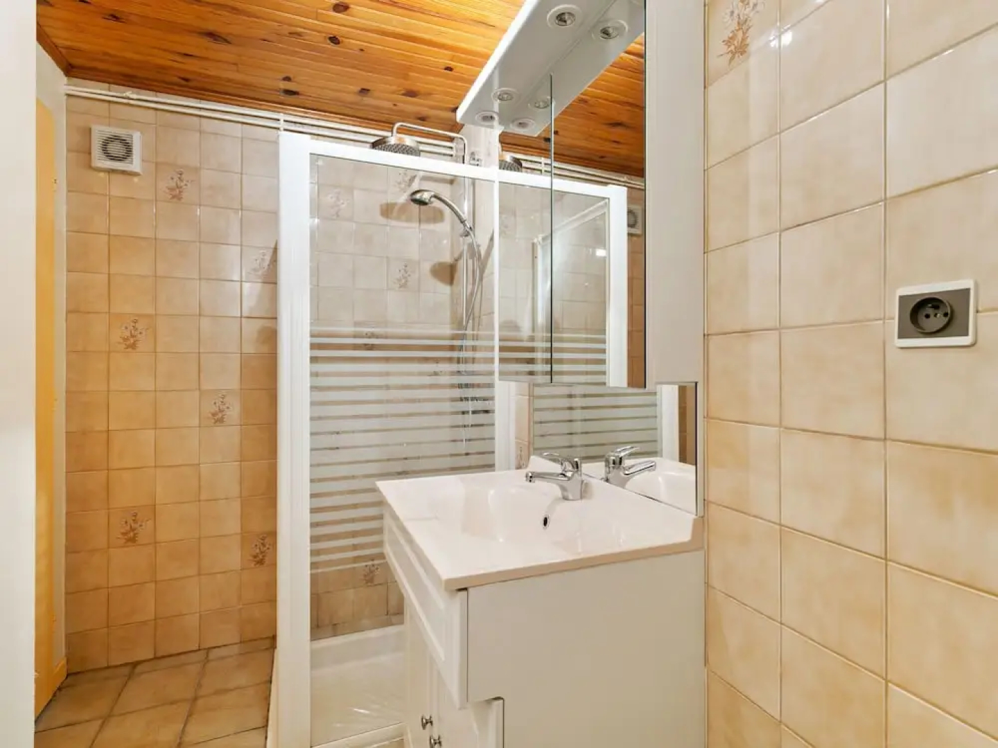 Cosy Apartment in Saulxures-sur-moselotte With Forest Nearby