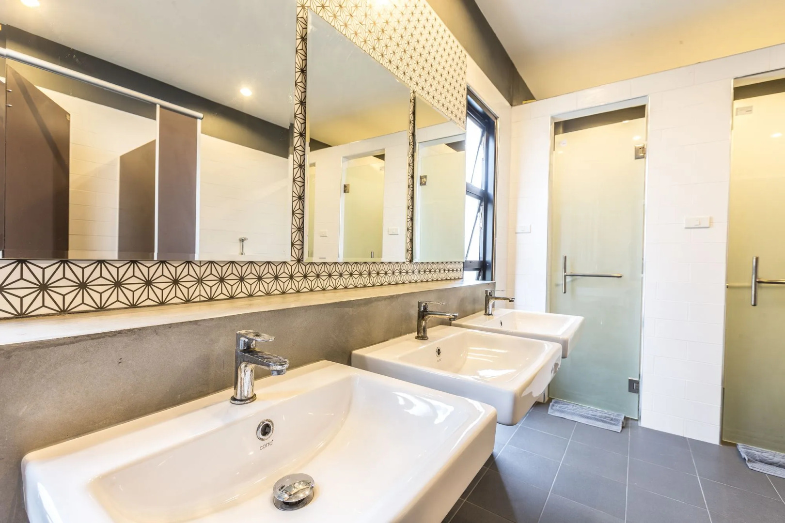 Srisuksant Square (SHA Extra Plus)