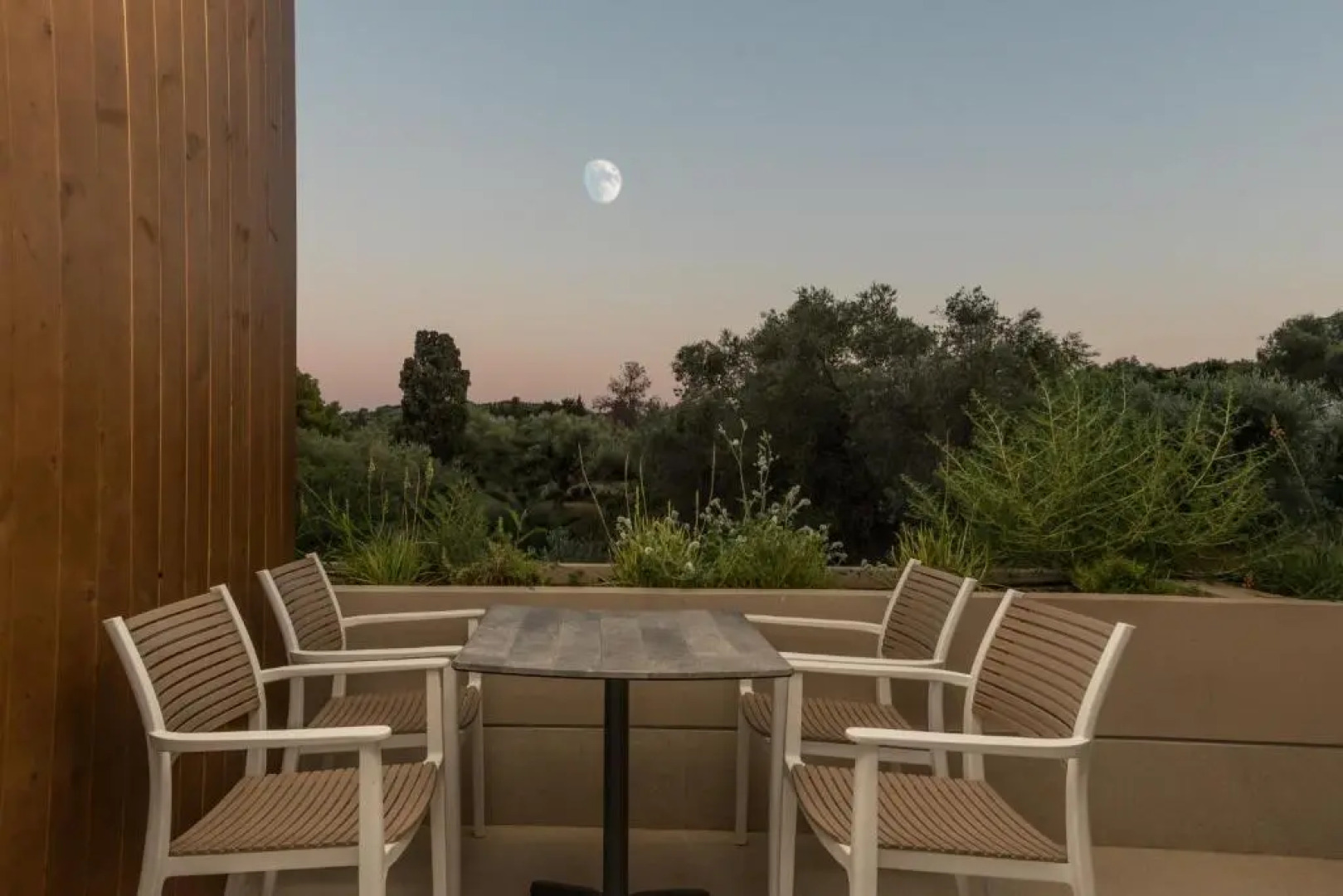 Lazaros Hotel Resort