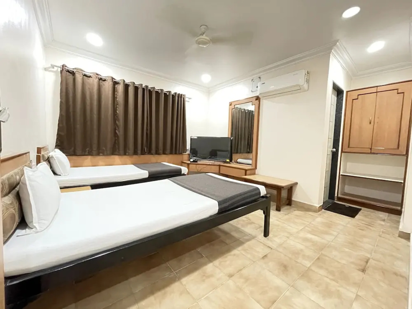 Hotel Rajdhani