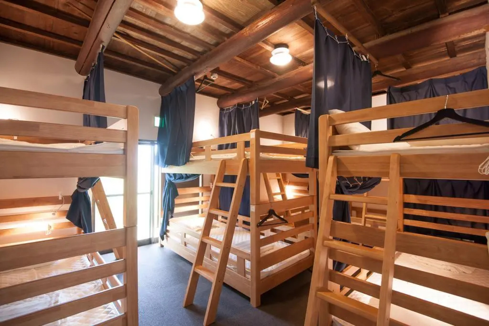 Asuka Guest House - Hostel