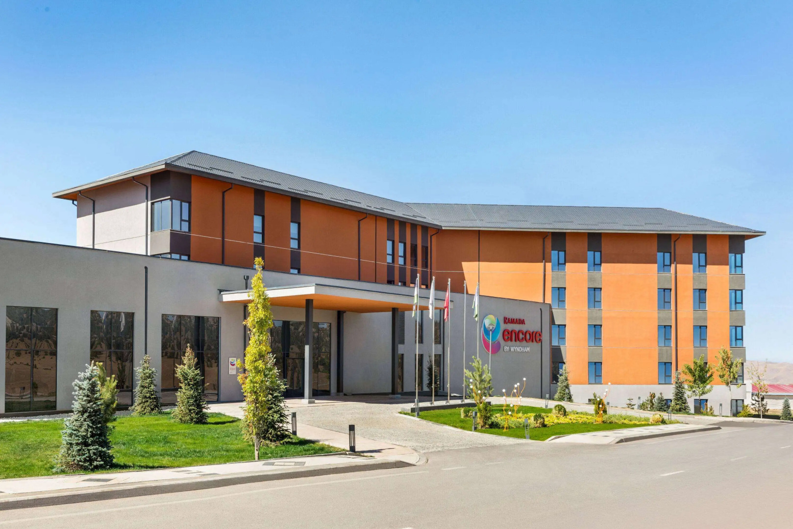 Отель Ramada Encore by Wyndham Zomin