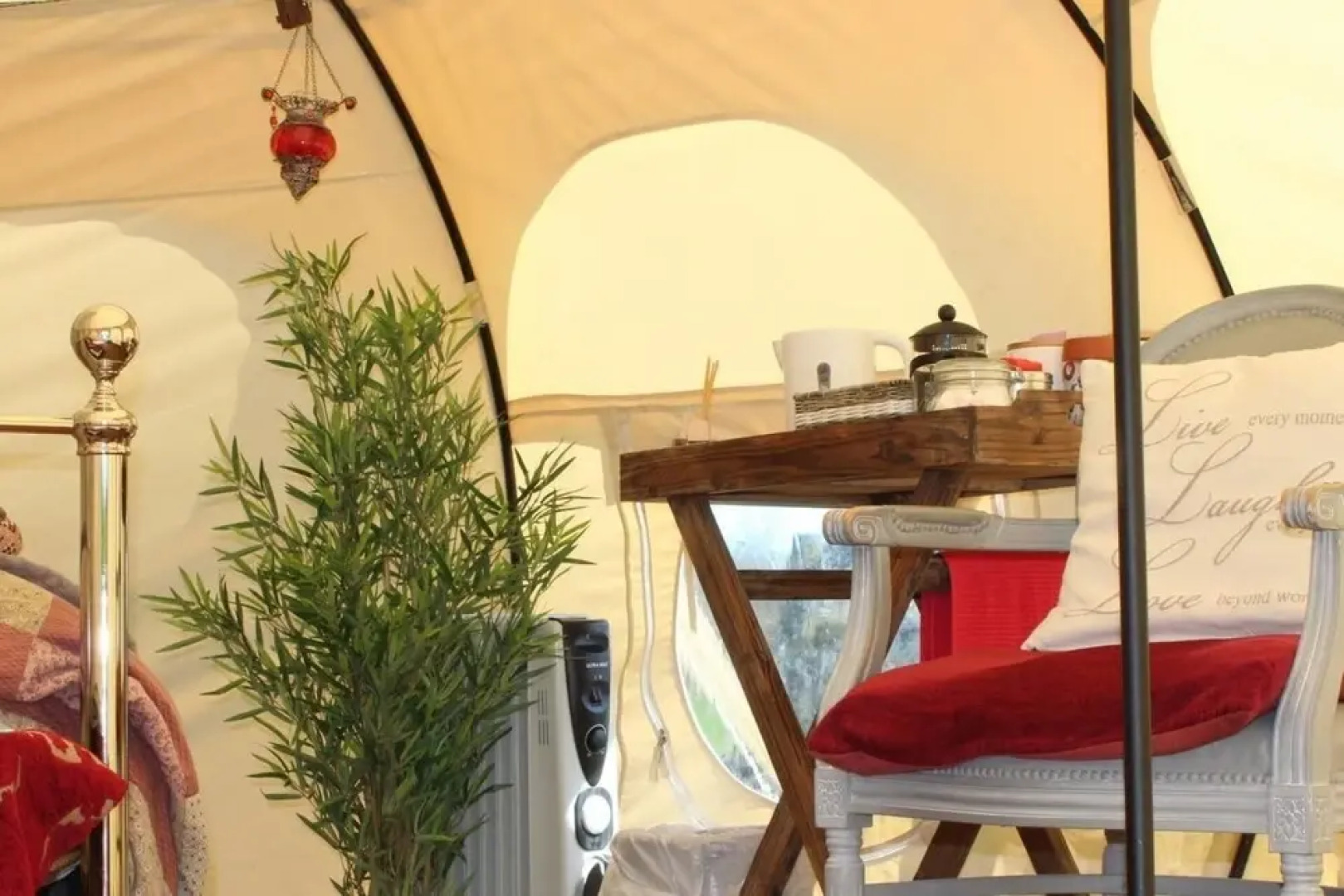 Bella Bell Tent @ Woody's