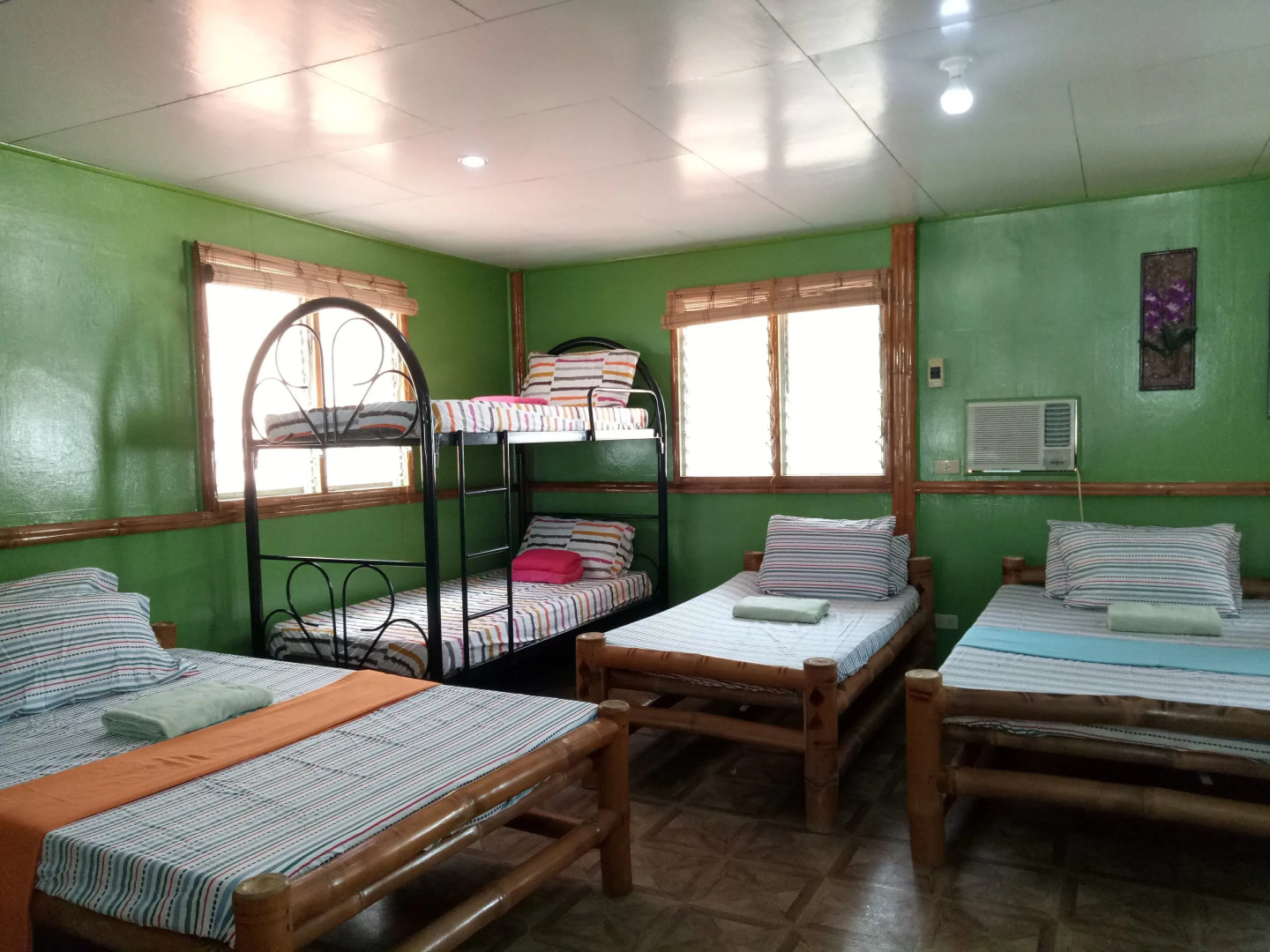 SmallFry's Beach Resort
