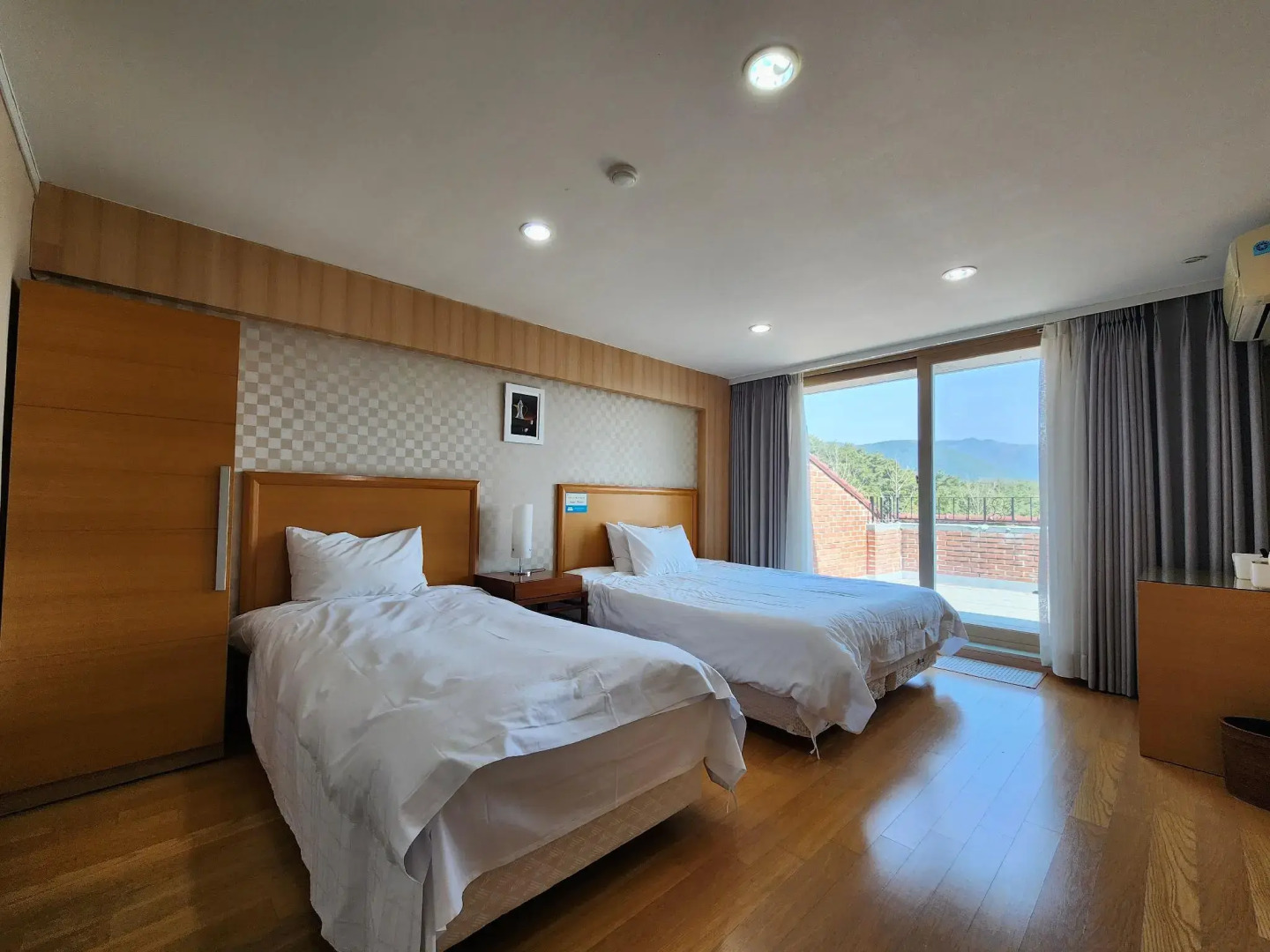 Chungju Suanbo Park Hotel