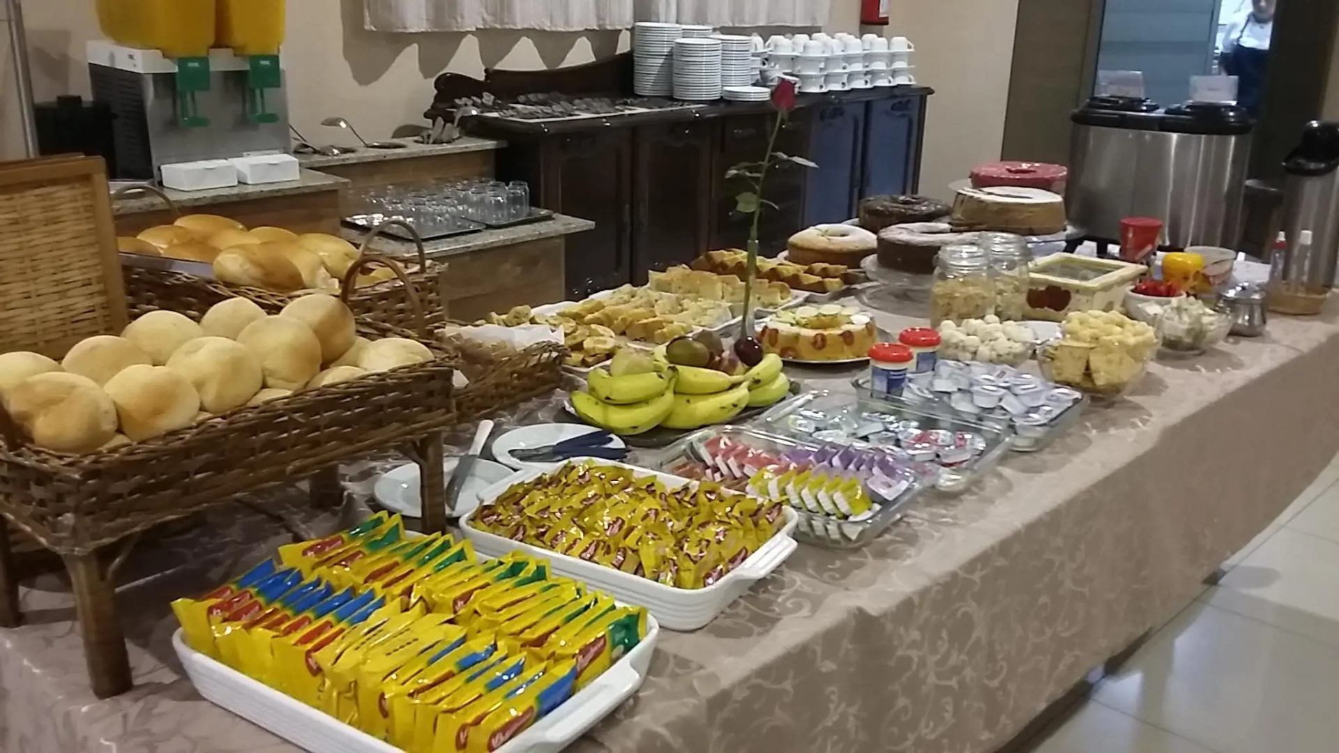 Mont Rey Hotel