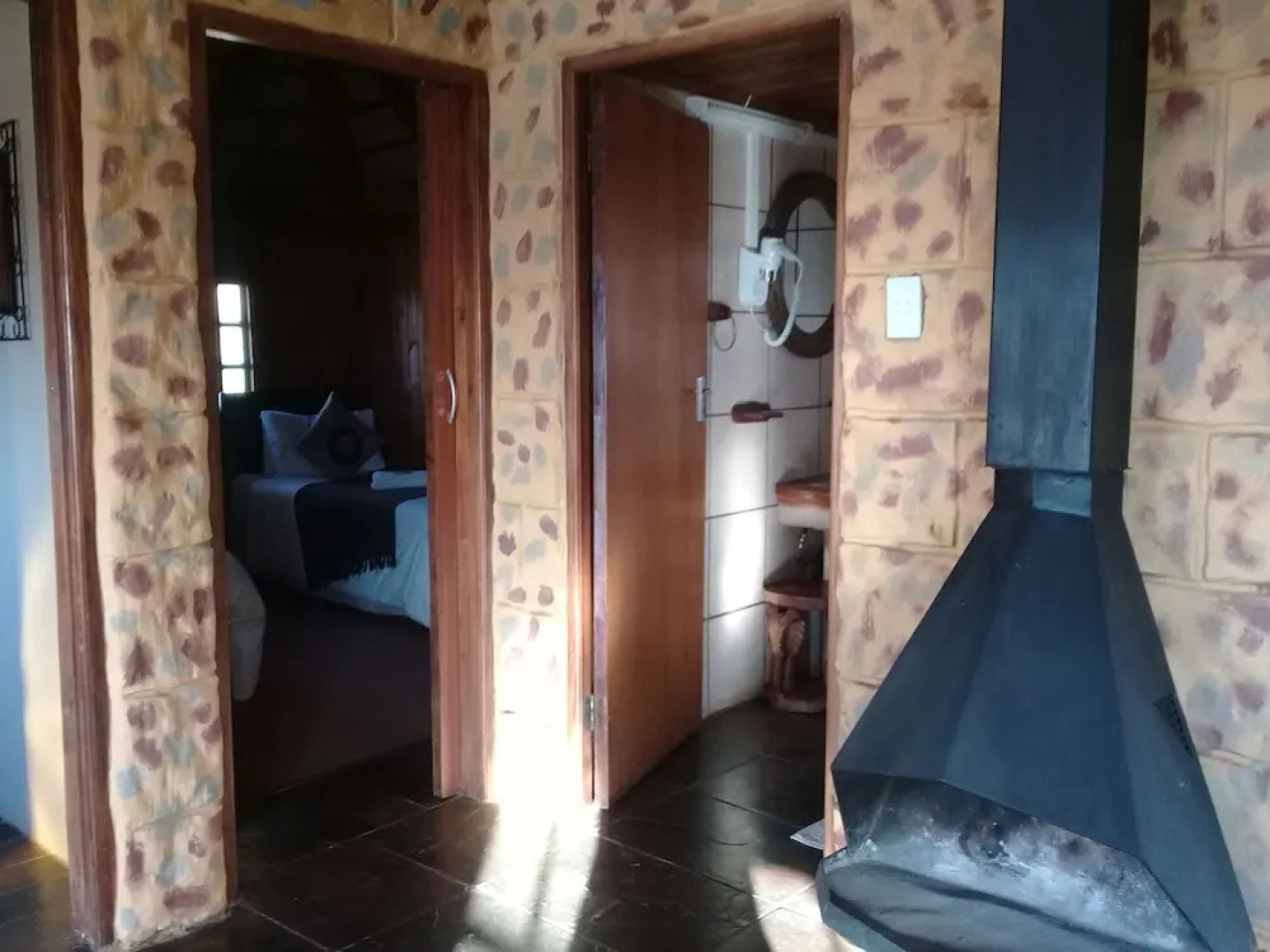 LIONSROCK Big Cat Sanctuary