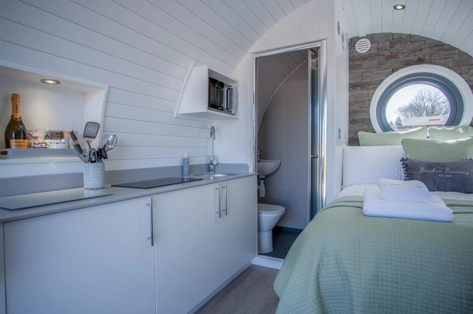 Bracken Burrows - 1 Bedroom Pod - New Hedges