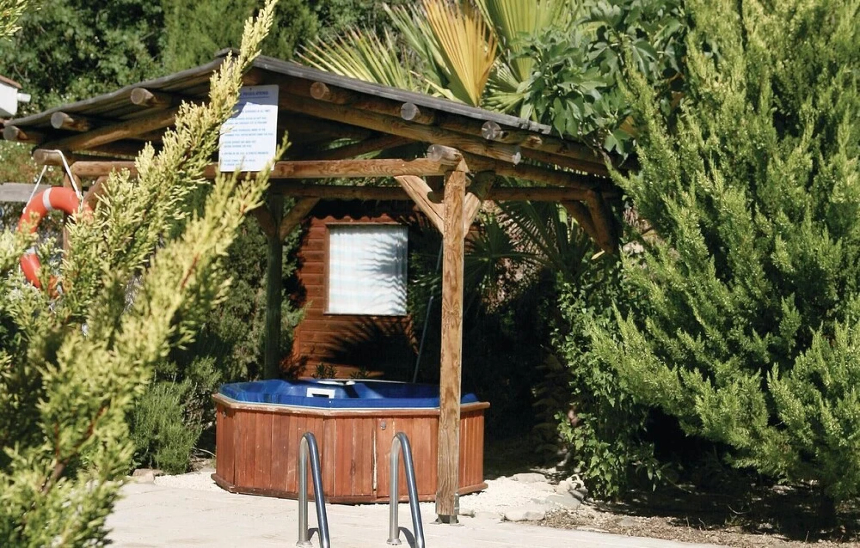 Beautiful Home in Miliou Paphos With 2 Bedrooms, Outdoor Swimming Pool and Swimming Pool