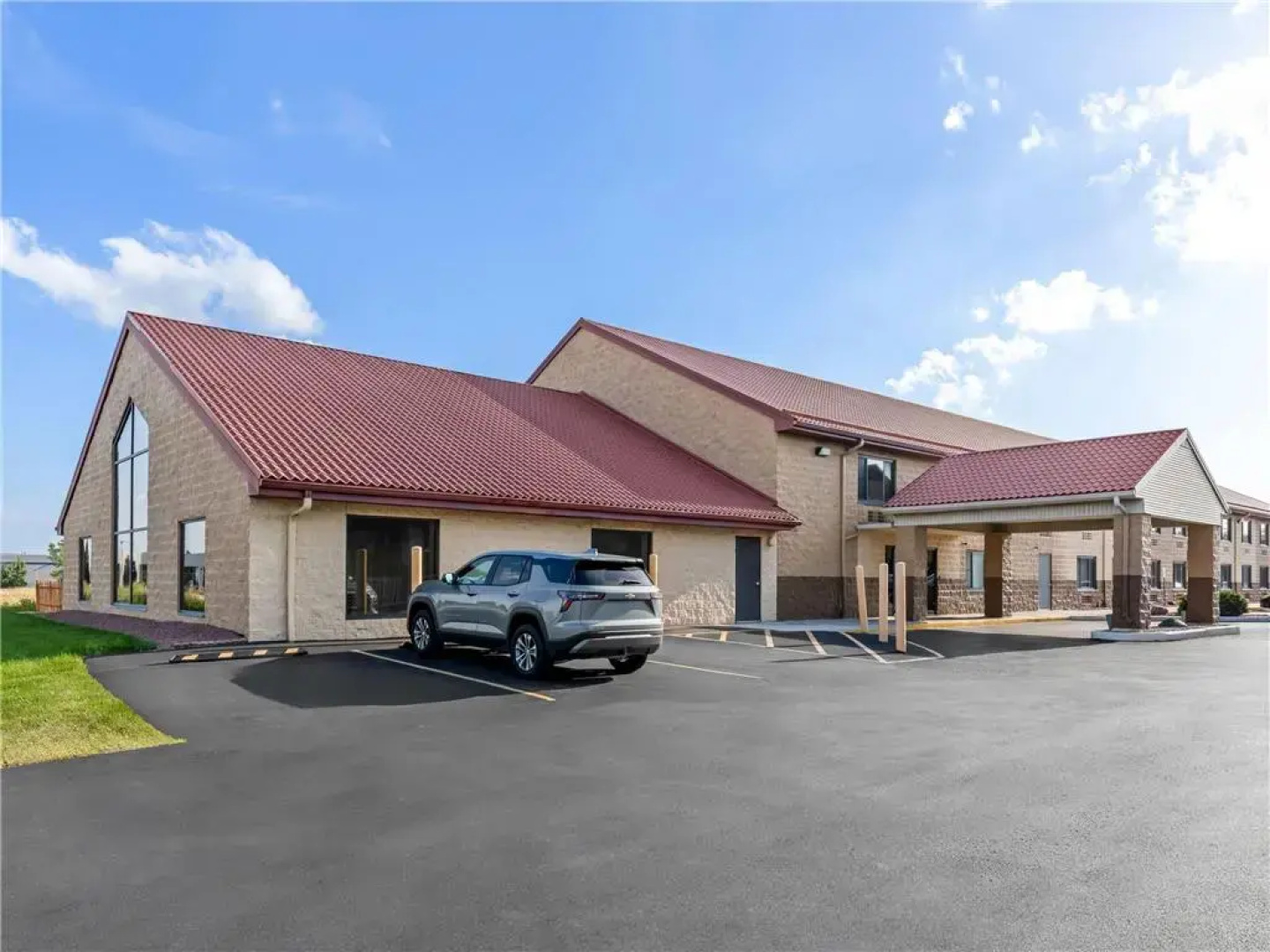 Super 8 by Wyndham Sturtevant/Racine