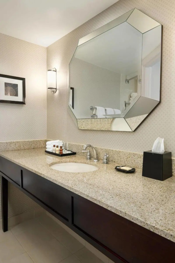 Sheraton Charlotte Airport Hotel