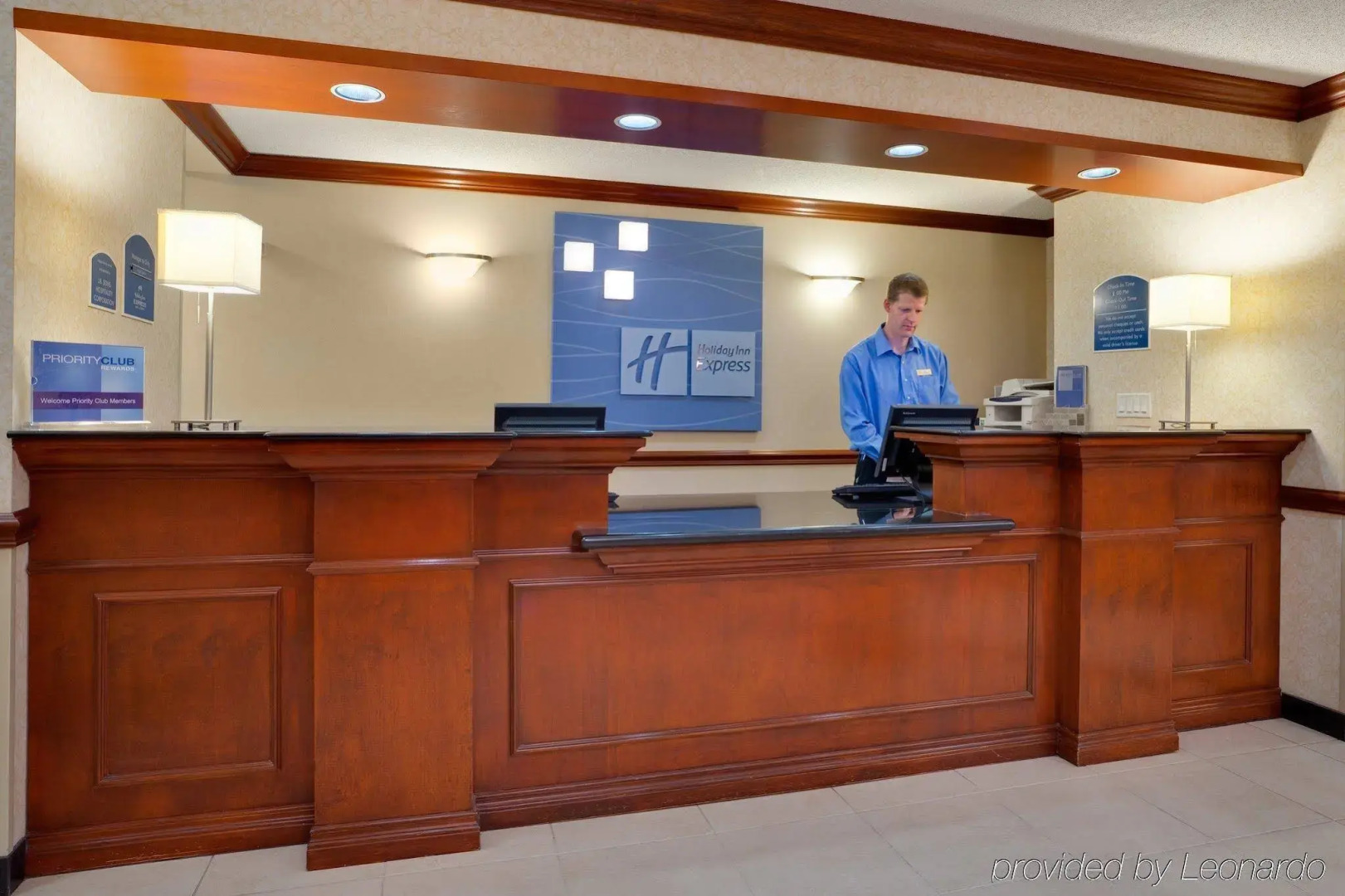 Holiday Inn Express Hotel & Suites Barrie by IHG