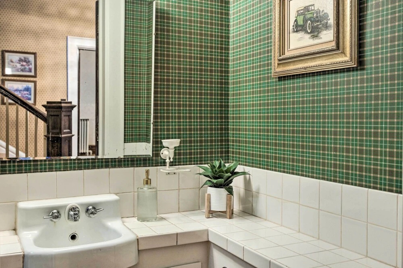 Historic Cadillac Home: Walk to Lake & Downtown!